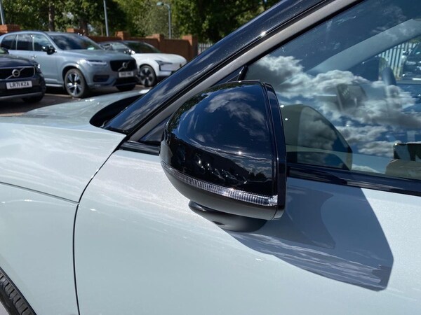 Used Volvo EX30 2025 for sale - 76181436: Photo 16