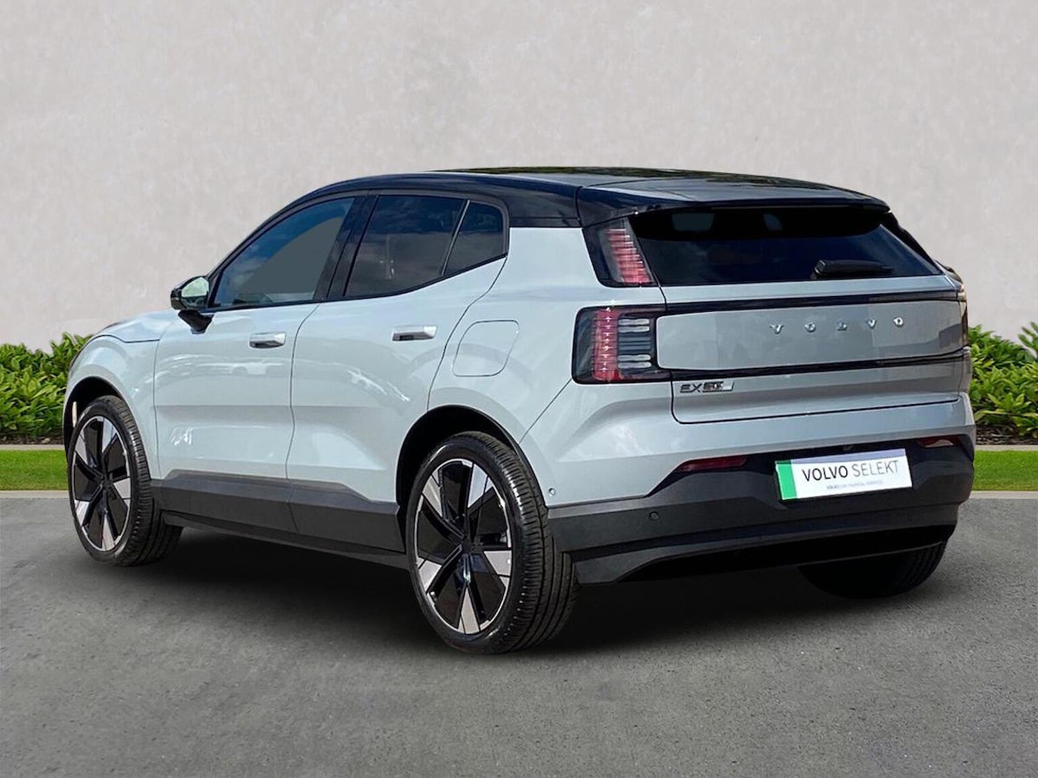 Used Volvo EX30 2025 for sale - 76181436: Photo 2