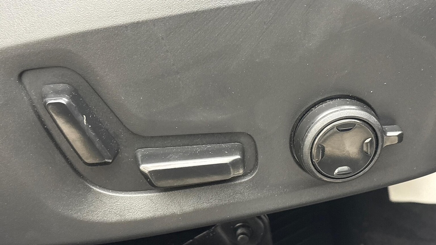 Used Volvo XC60 2025 for sale - 77639324: Photo 30