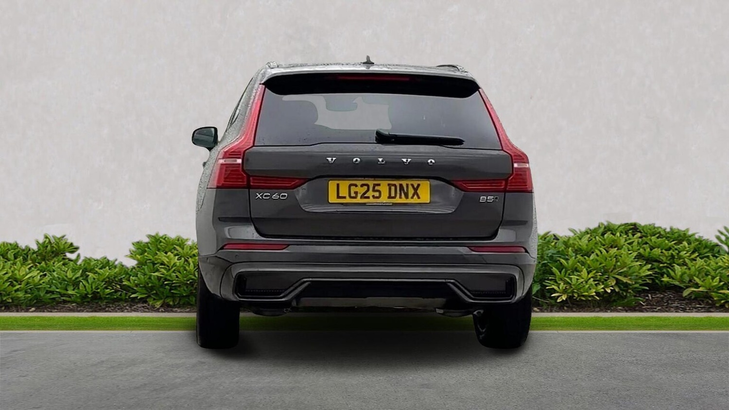 Used Volvo XC60 2025 for sale - 77639324: Photo 4