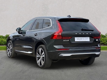 Used Volvo XC60 2021 for sale - 76236964: Photo 2