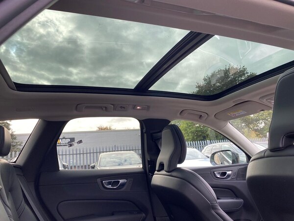 Used Volvo XC60 2021 for sale - 76236964: Photo 32
