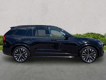 Used Volvo XC90 2025 for sale - 79692613: Photo