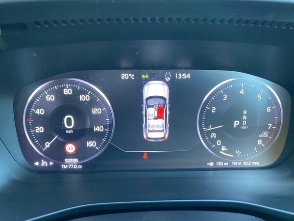 Used Volvo XC40 2021 for sale - 76187187: Photo 10
