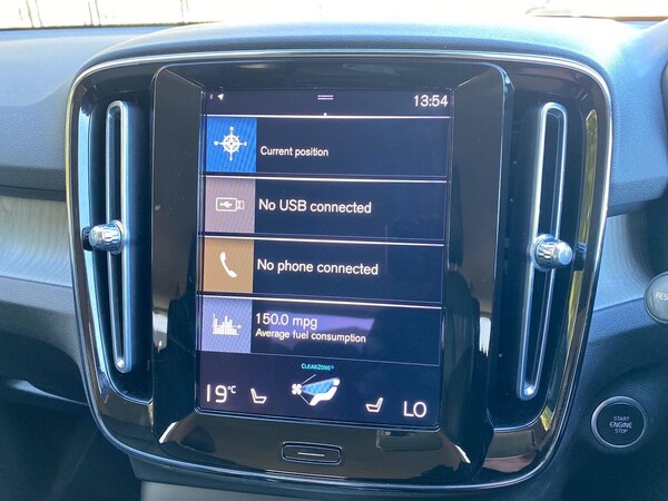 Used Volvo XC40 2021 for sale - 76187187: Photo 11