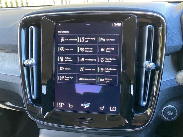 Used Volvo XC40 2021 for sale - 76187187: Photo 25