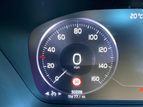 Used Volvo XC40 2021 for sale - 76187187: Photo 31