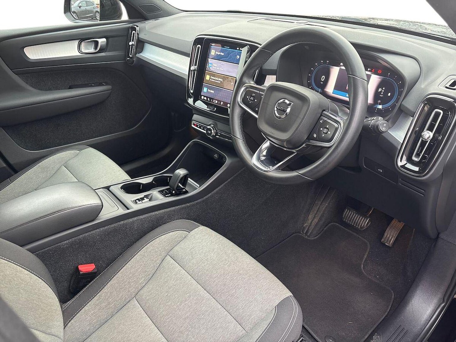 Used Volvo XC40 2022 for sale - 76974575: Photo 15