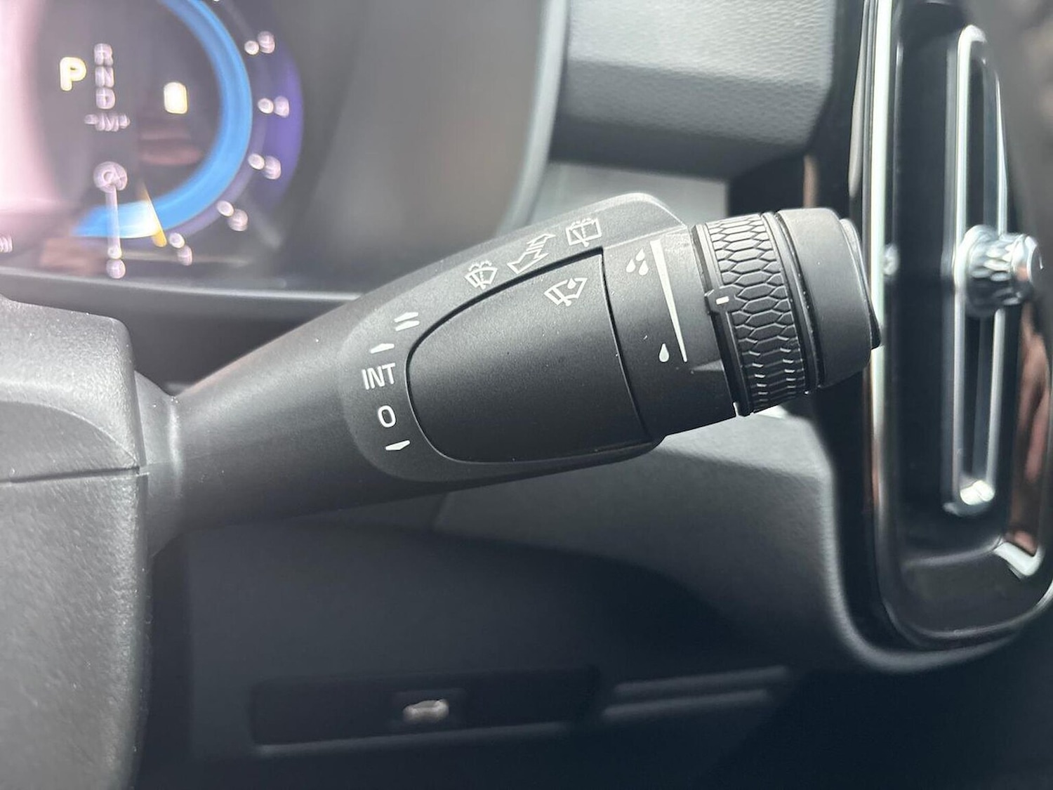 Used Volvo XC40 2022 for sale - 76974575: Photo 28