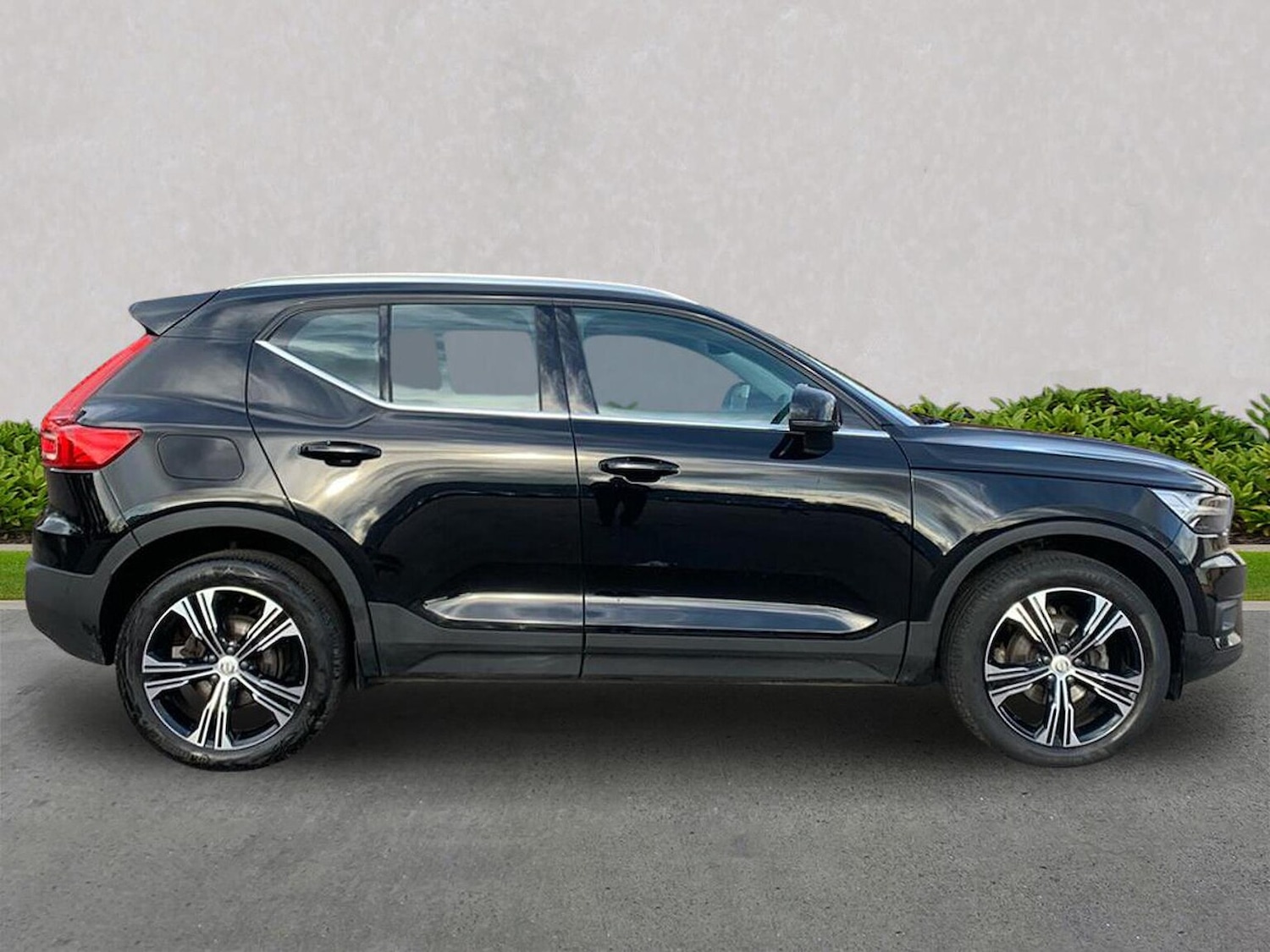 Used Volvo XC40 2020 for sale - 76906372: Photo 3