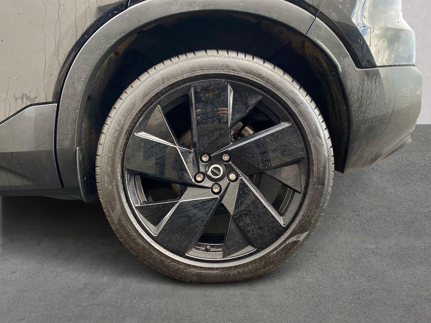 Used Volvo XC40 2025 for sale - 78210198: Photo 6