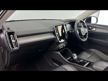Used Volvo XC40 2022 for sale - 78584496: Photo