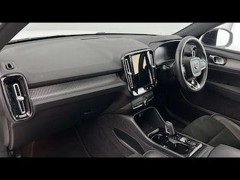 Used Volvo XC40 2022 for sale - 78584494: Photo