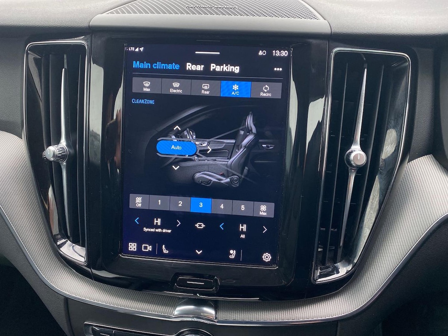 Used Volvo XC60 2023 for sale - 78155502: Photo 14