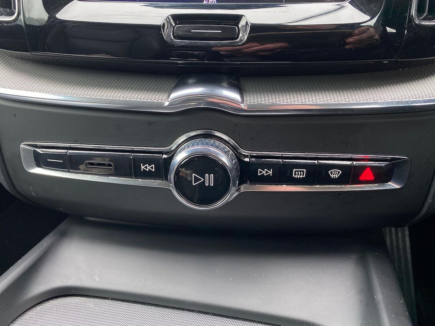 Used Volvo XC60 2023 for sale - 78155502: Photo 24