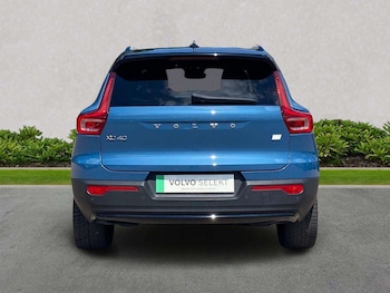 Used Volvo XC40 2023 for sale - 79162556: Photo