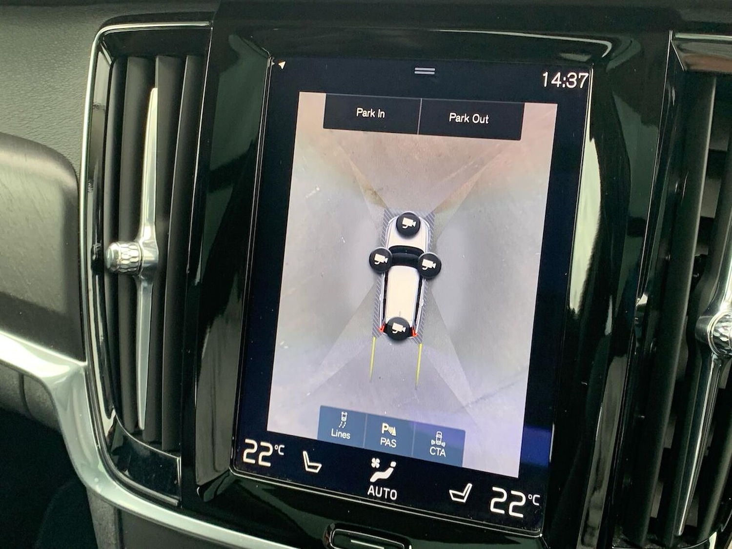 Used Volvo V90 2017 for sale - 76736655: Photo 23