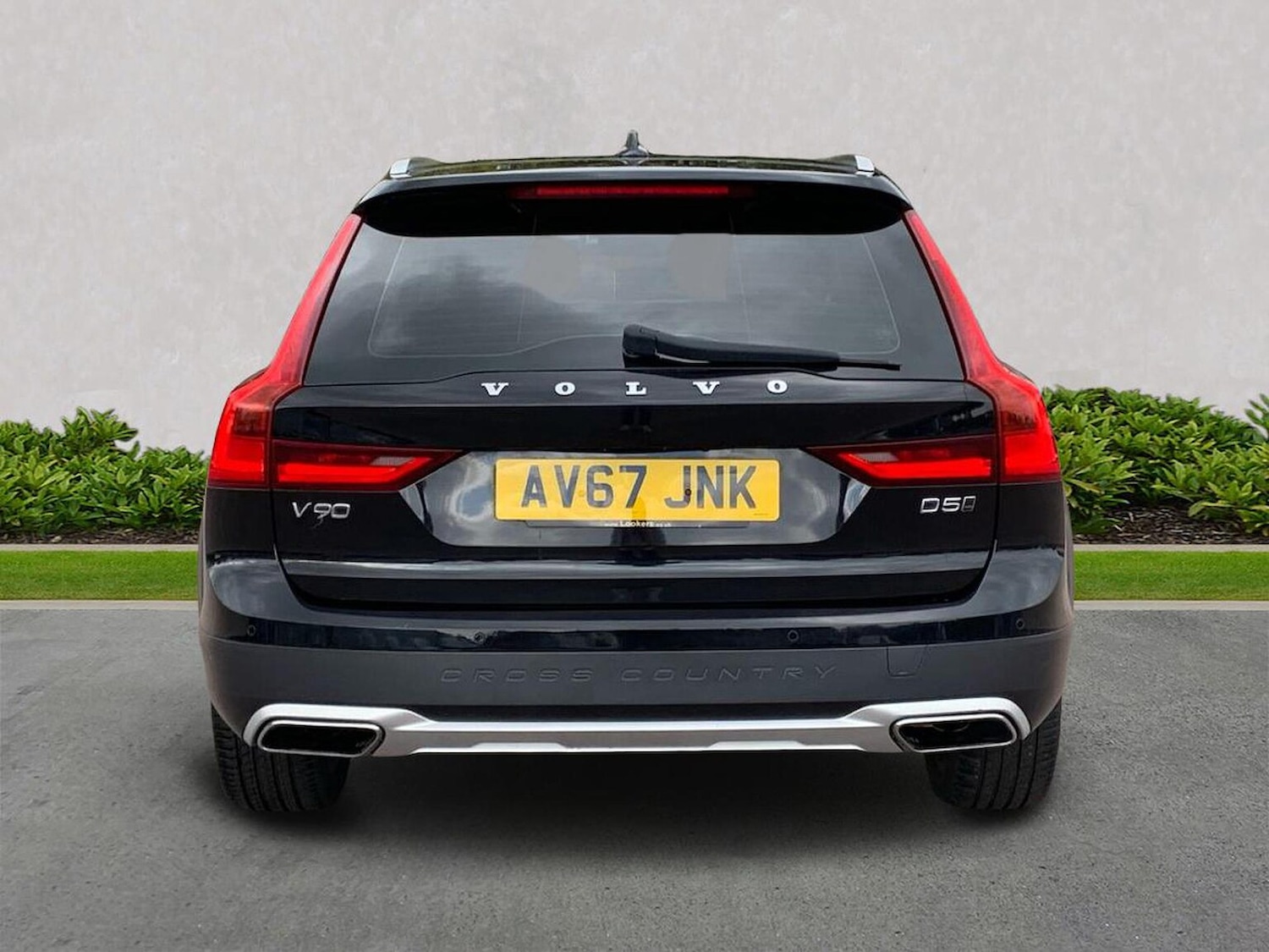 Used Volvo V90 2017 for sale - 76736655: Photo 4