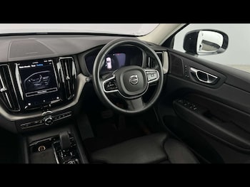 Used Volvo XC60 2023 for sale - 78434156: Photo
