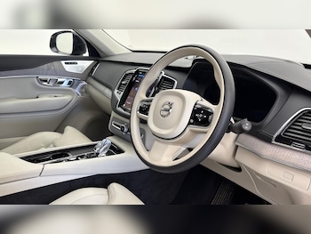 Used Volvo XC90 2024 for sale - 75605011: Photo