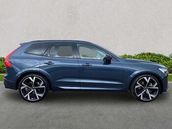 Used Volvo XC60 2025 for sale - 78310350: Photo