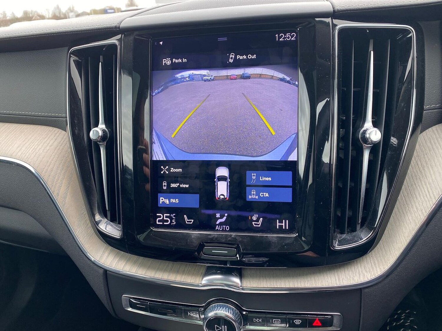 Used Volvo XC60 2020 for sale - 78026091: Photo 23