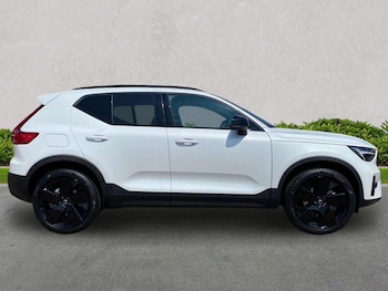 Used Volvo XC40 2026 for sale - 79211294: Photo