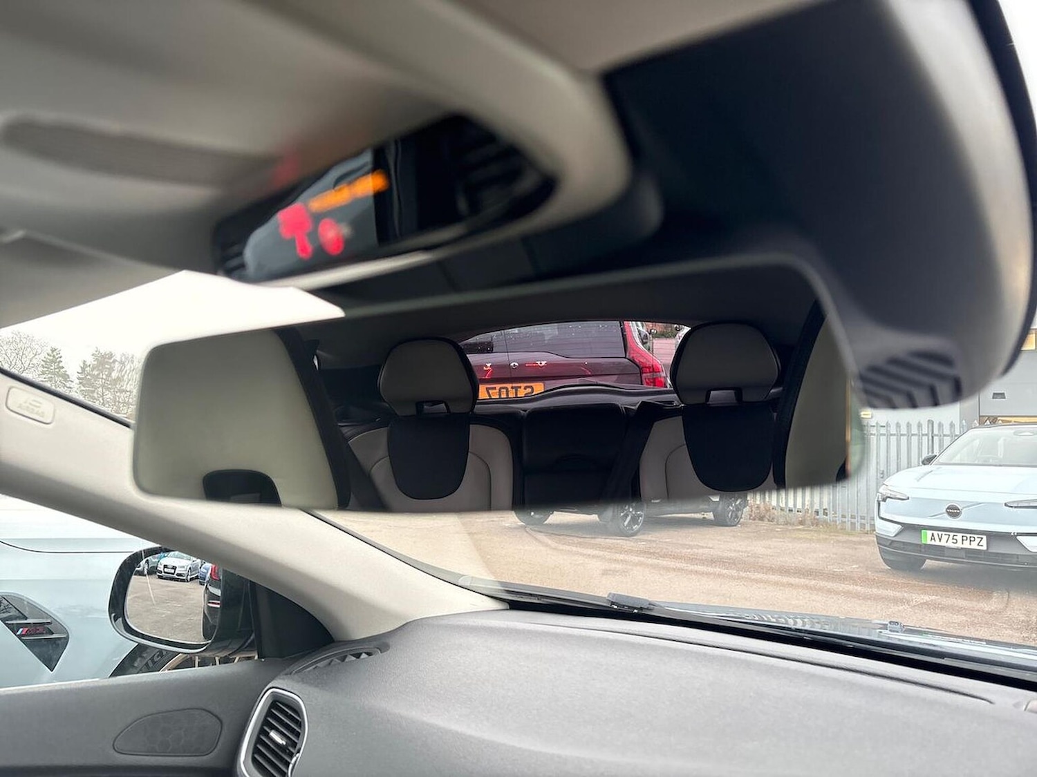 Used Volvo V40 2017 for sale - 77024295: Photo 16