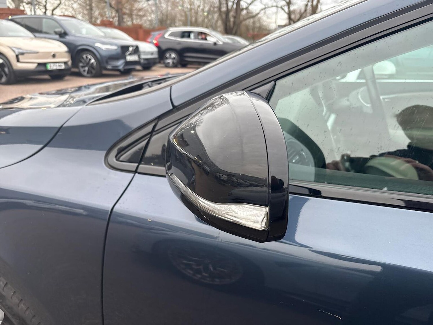 Used Volvo V40 2017 for sale - 77024295: Photo 39