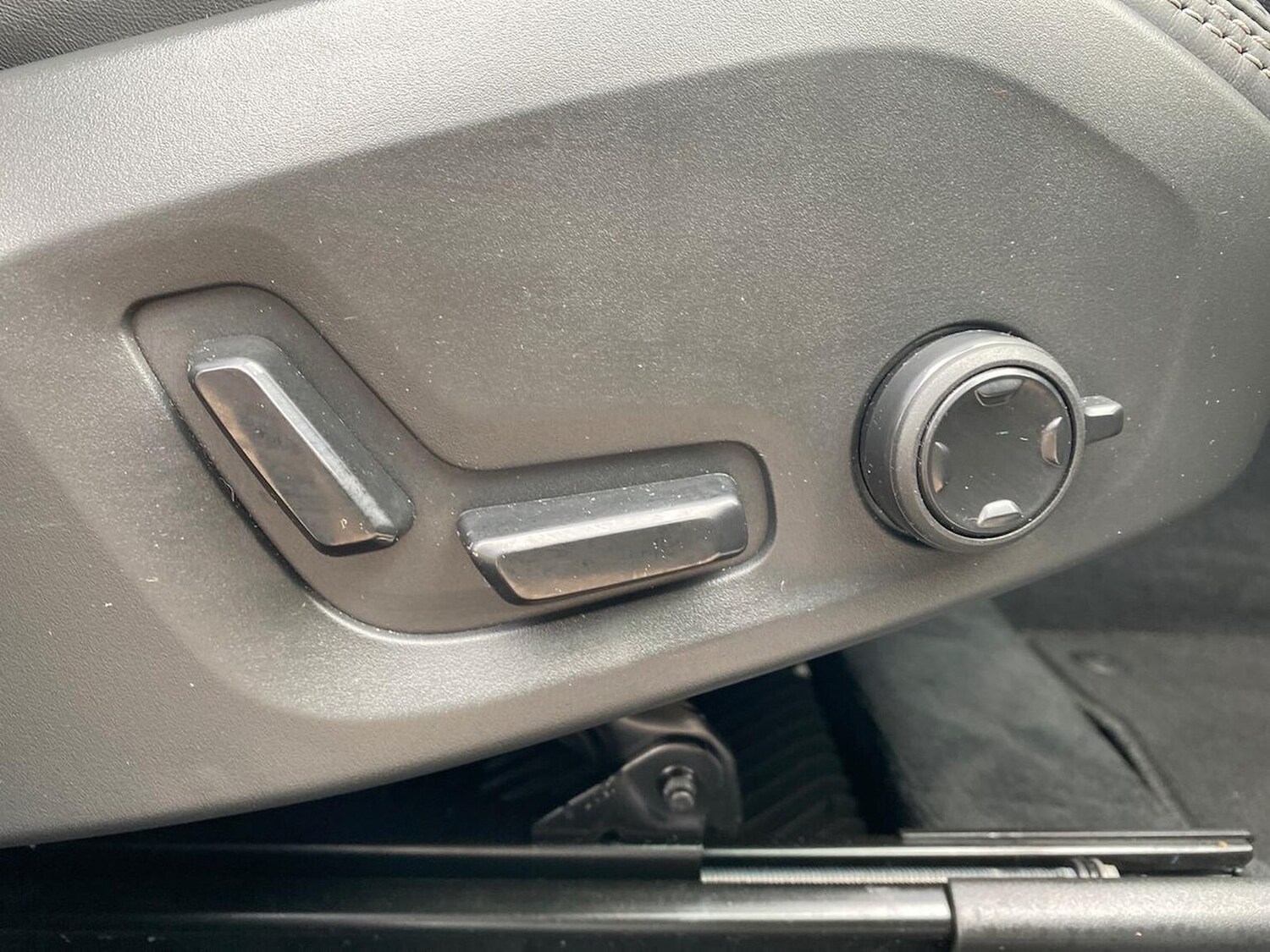 Used Volvo XC60 2025 for sale - 78193953: Photo 32