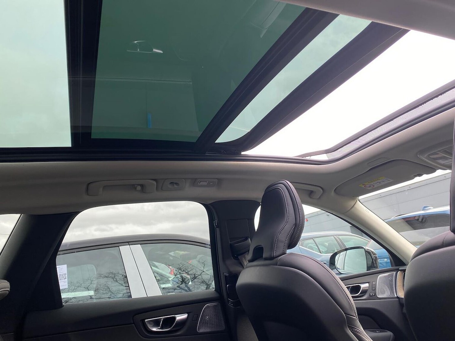 Used Volvo XC60 2025 for sale - 78193953: Photo 34