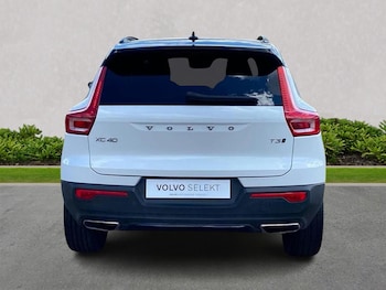 Used Volvo XC40 2020 for sale - 76402397: Photo