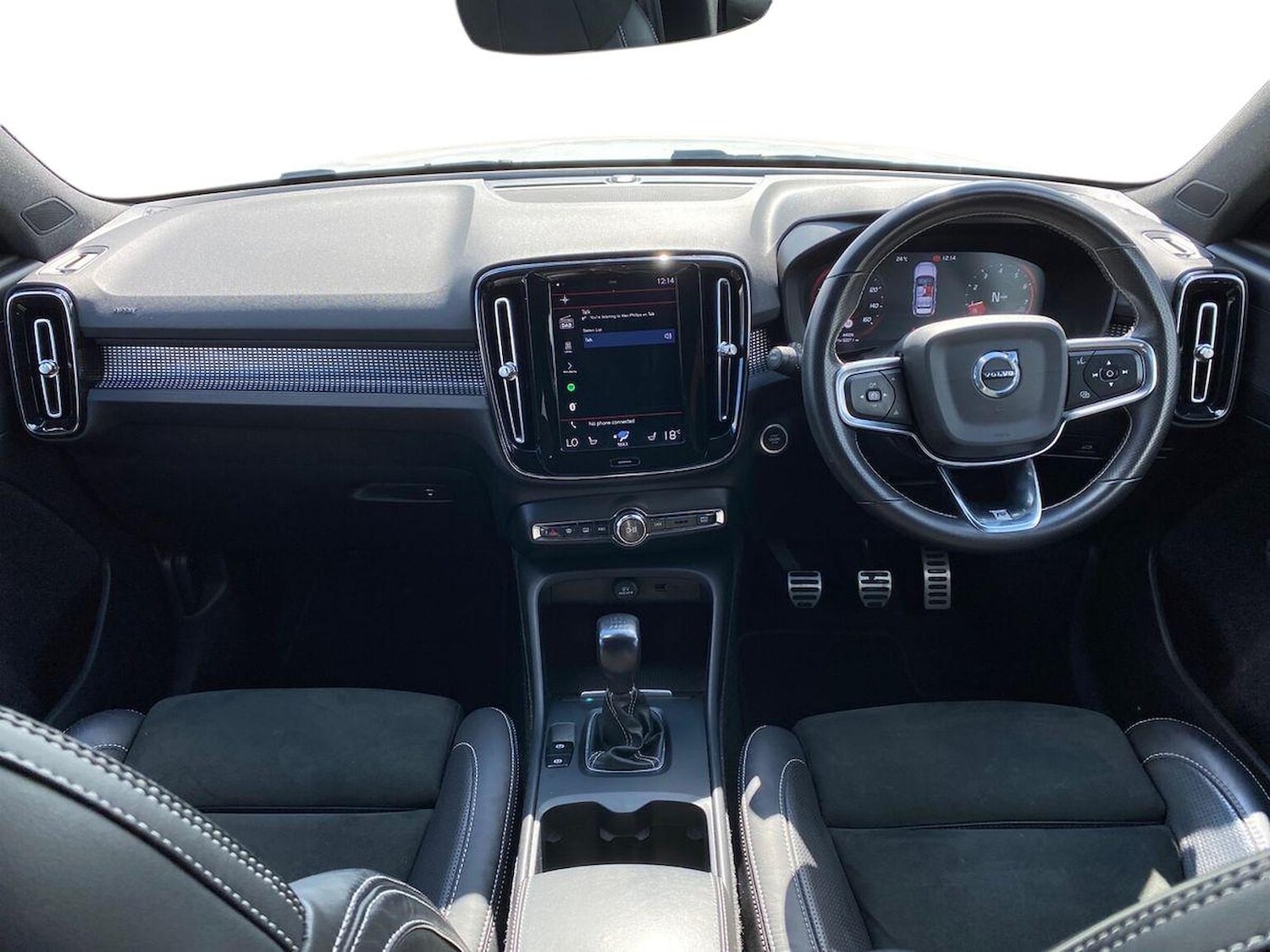 Used Volvo XC40 2020 for sale - 76402397: Photo 8