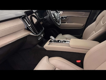 Used Volvo XC90 2025 for sale - 78670621: Photo