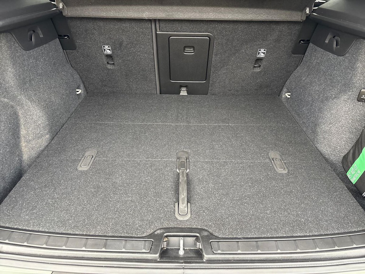 Used Volvo XC40 2022 for sale - 76969956: Photo 17