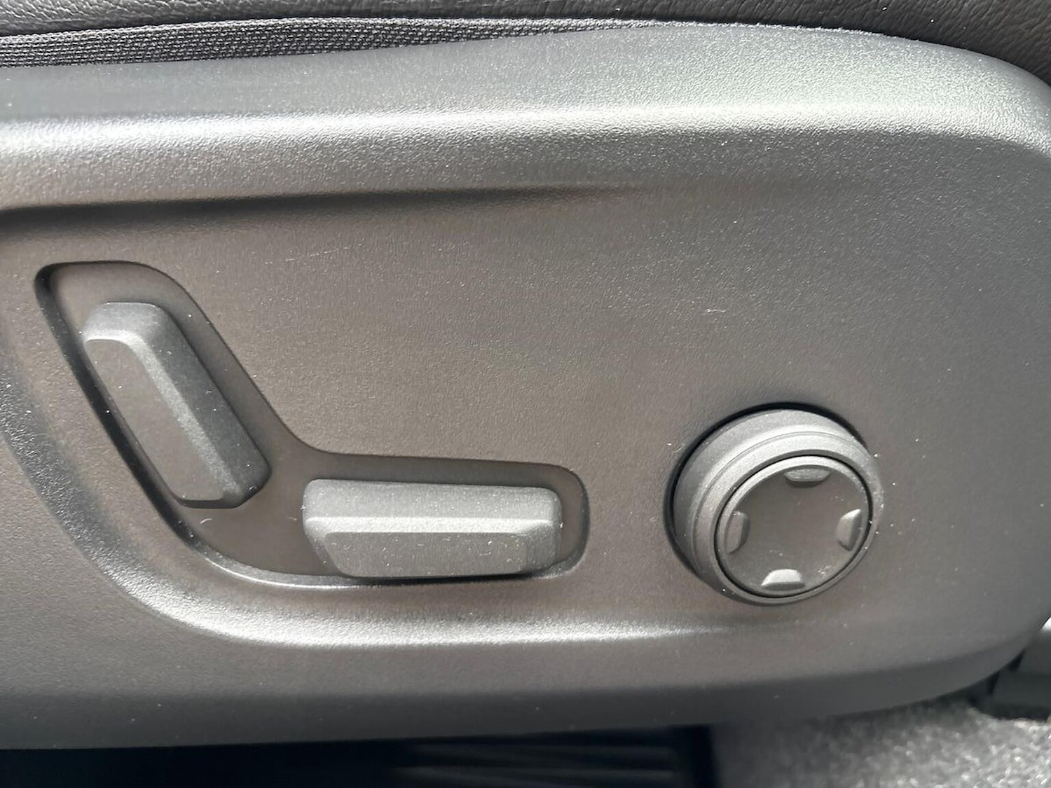 Used Volvo XC40 2022 for sale - 76969956: Photo 30