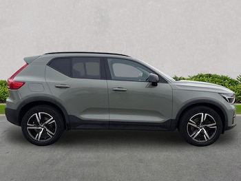 Used Volvo XC40 2022 for sale - 76969956: Photo