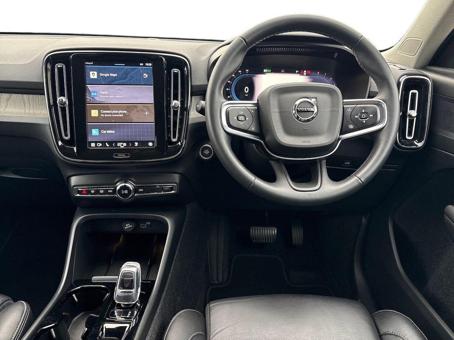 Used Volvo XC40 2022 for sale - 76969956: Photo 9