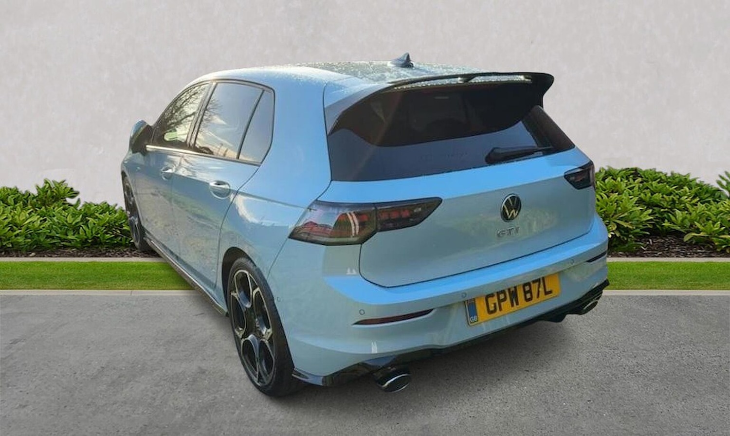 Used Volkswagen Golf 2025 for sale - 76906363: Photo 2