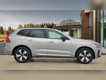 Used Volvo XC60 2025 for sale - 76206076: Photo 2