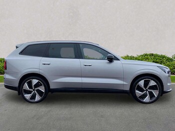 Used Volvo EX90 2025 for sale - 78310513: Photo