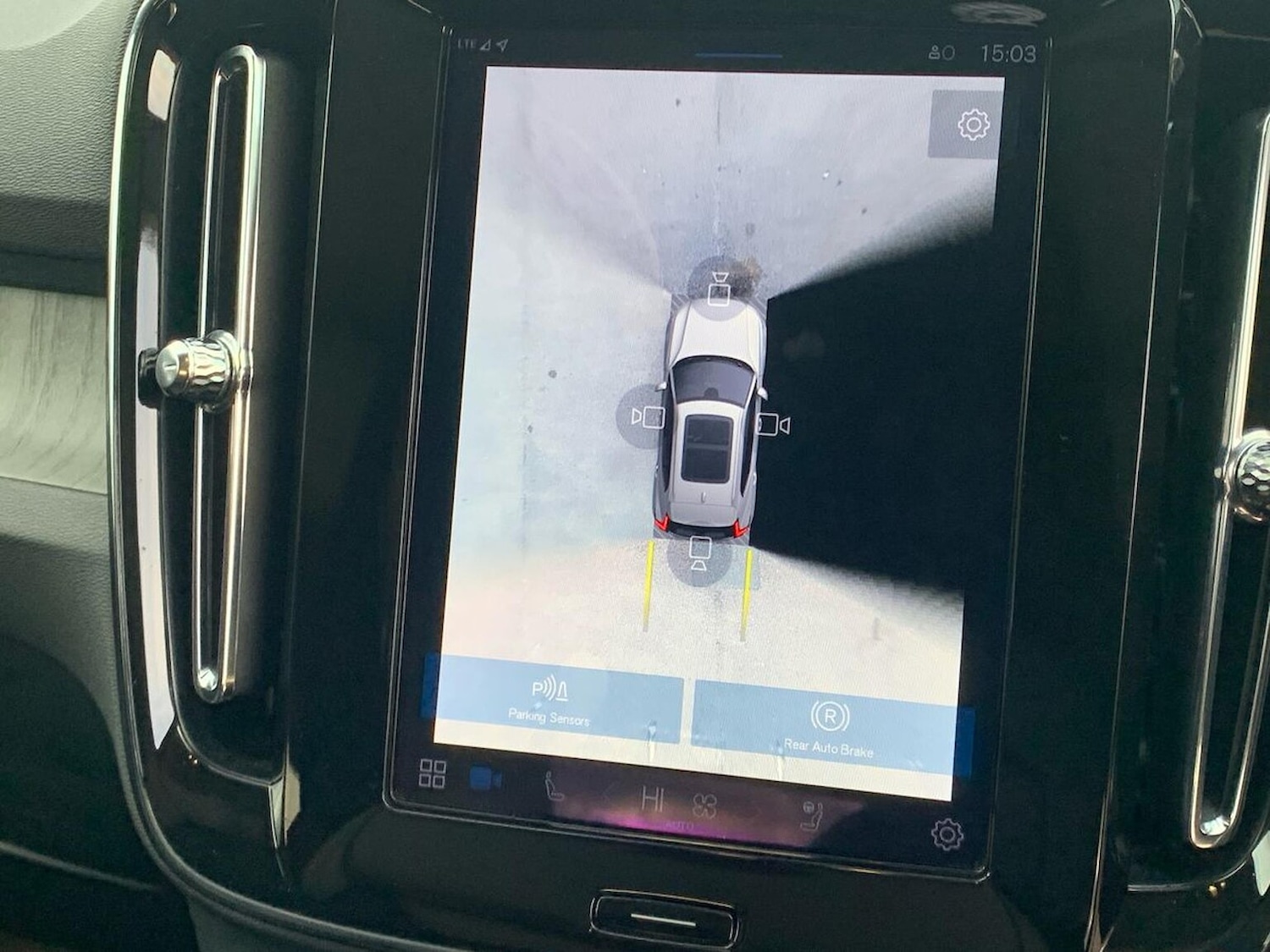 Used Volvo XC40 2024 for sale - 76422383: Photo 22