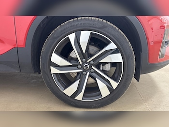 Used Volvo XC40 2024 for sale - 76422383: Photo