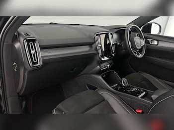 Used Volvo XC40 2021 for sale - 76206086: Photo 3
