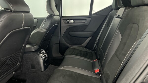 Used Volvo XC40 2021 for sale - 76206086: Photo 4