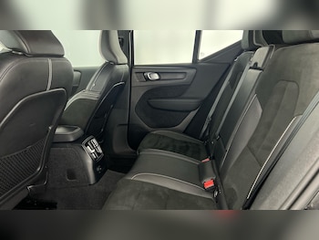 Used Volvo XC40 2021 for sale - 76206086: Photo 4