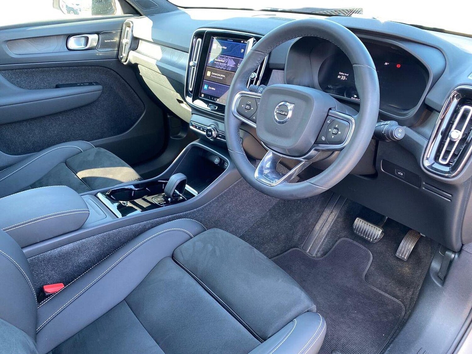 Used Volvo XC40 2023 for sale - 76007244: Photo 15