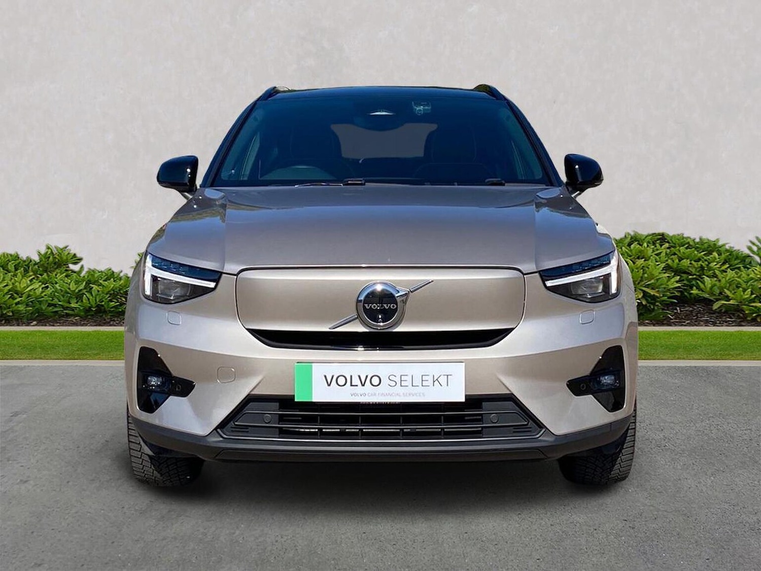 Used Volvo XC40 2023 for sale - 76007244: Photo 5