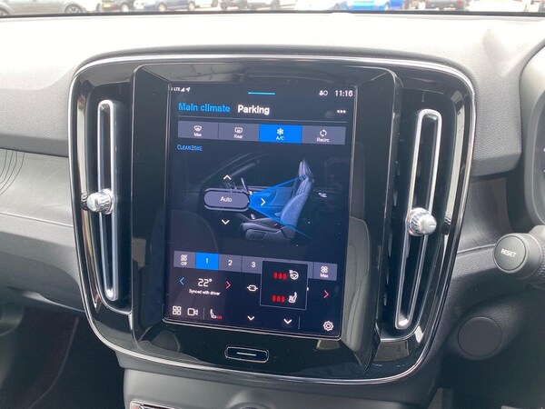 Used Volvo XC40 2022 for sale - 76300812: Photo 12