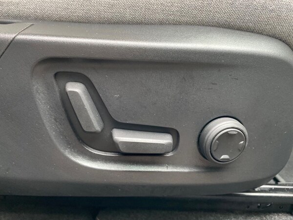 Used Volvo XC40 2022 for sale - 76300812: Photo 30